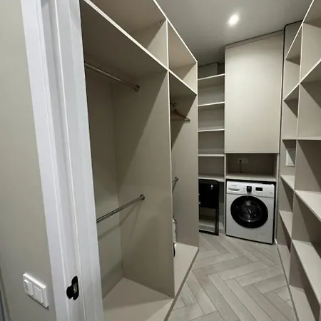 In Arcadia Apartman Odessza
